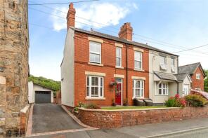 Taliesin, Cymau Road To B5102 Junction, Wrexham LL11 5LH