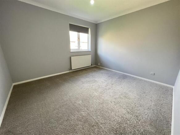 6 - House for Sale, Warmley.JPG