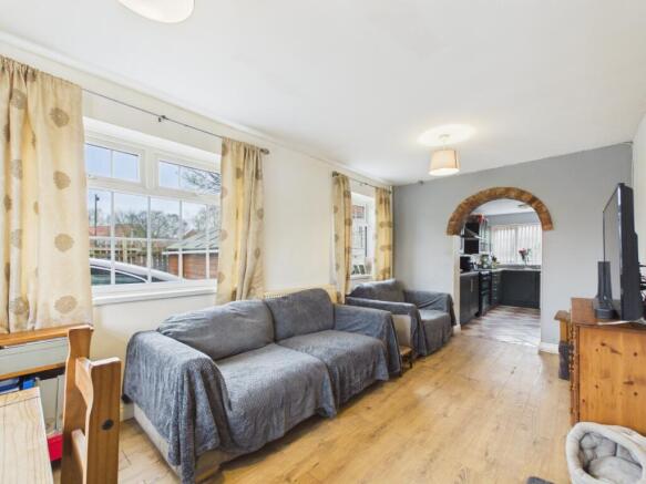 3 bed Semi-Detached for sale Image 7
