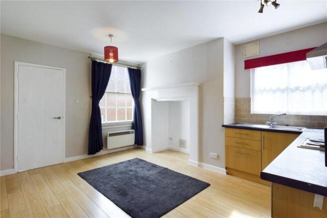 Living / Dining Area