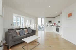 501, 12 Sky View Tower, High Street, Stratford, London E15 2GT