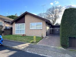 16, Hillary Rise, New Barnet, Barnet EN5 5AZ