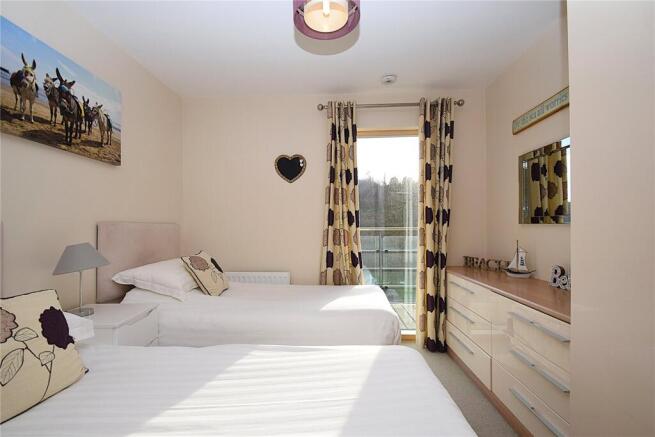 2 bed Apartment for sale Image 11