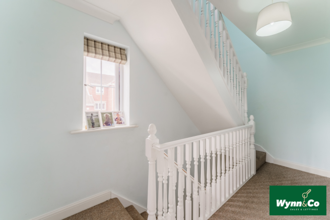 4 bed Town House for sale Image 10