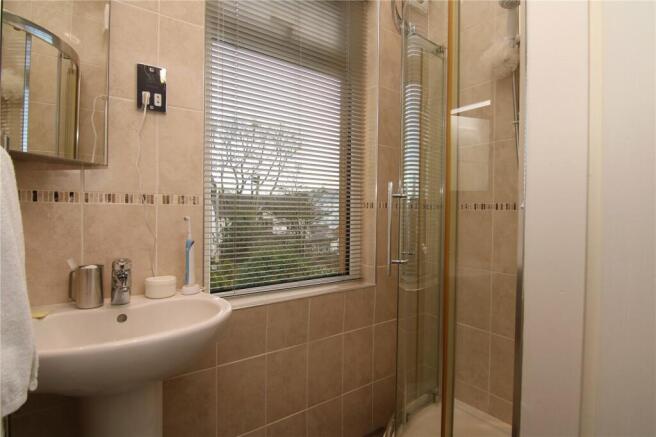 Shower/Sink