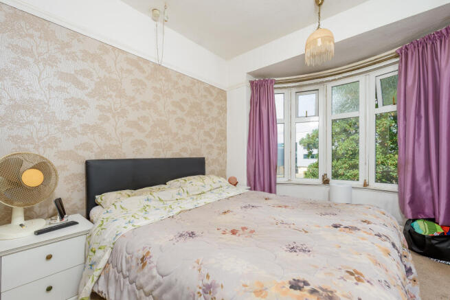 3 bed Terraced for sale Image 9