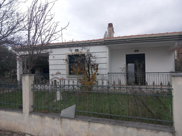 Photo 3