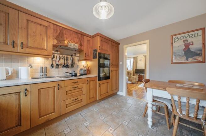 1382460-13-6917611ead776