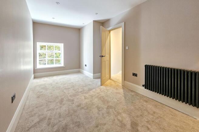 2 bed Village House for sale Image 9