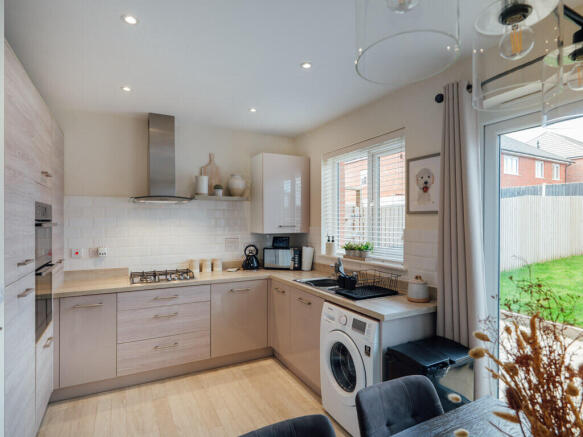 Kitchen / Dining Room