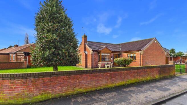 CAM02351G0-PR0096-STILL005