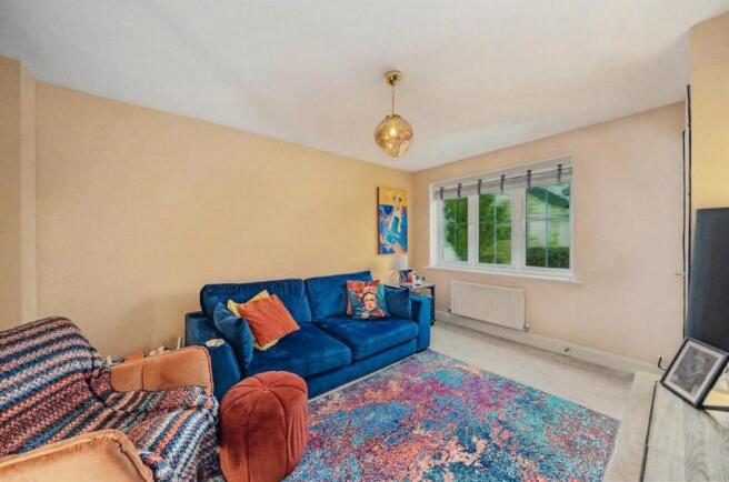3 bed Terraced for sale Image 11