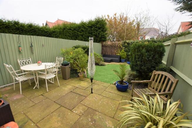 garden 1.JPG