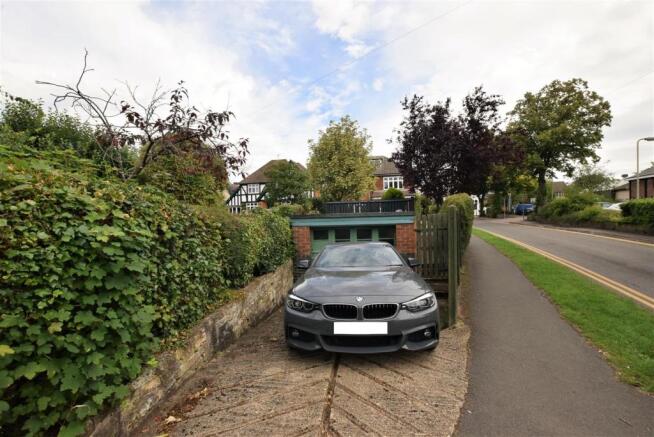 Off Road Parking & Single Garage