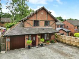 127, Harvard Road, Owlsmoor, Sandhurst GU47 0UR