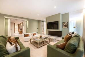 Flat 18, Garrick House, Carrington Street, London W1J 7AF