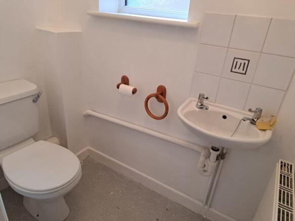 Guest Cloakroom
