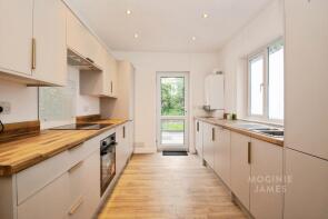 33, Wordsworth Avenue, Roath, Cardiff CF24 3FR