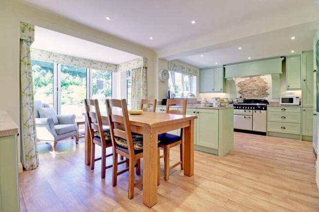 Kitchen Diner