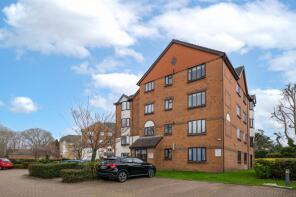Flat 29, Nightingale Court, St Annes Mount, Redhill RH1 1AP