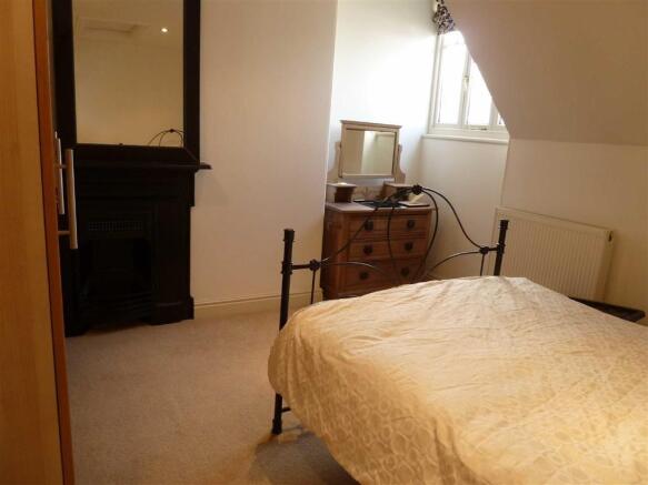 BEDROOM 6