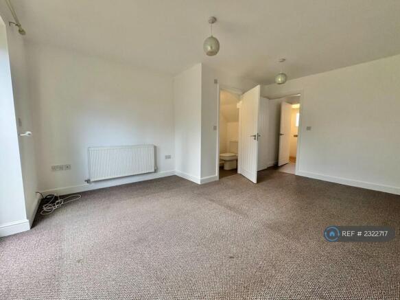 Sitting Room And Loo