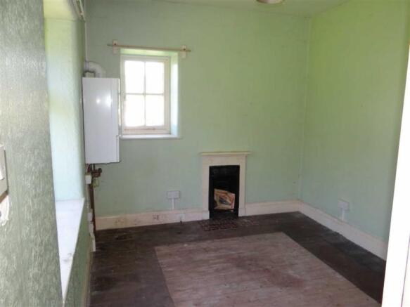 Bedroom No 1: