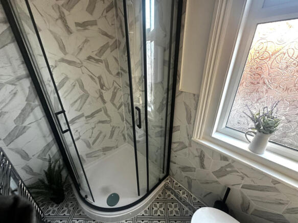 Stunning Room Shares - 6 Alert Street