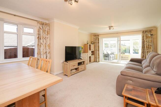3 bed Detached Bungalow for sale Image 9