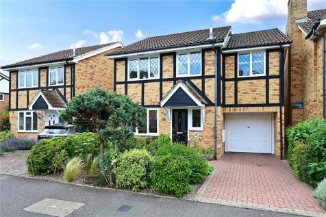 Sykes Drive, Staines, Surrey, TW18