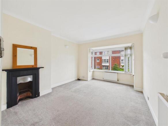 3 bed Terraced for sale Image 7
