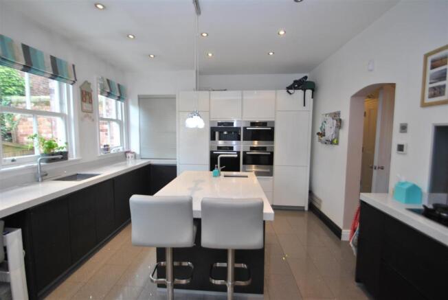 Breakfast Kitchen