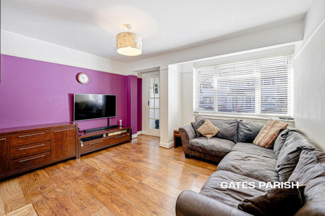 Diban Avenue, Hornchurch, RM12 photo 4