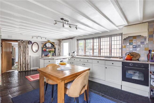 Kitchen/Breakfast