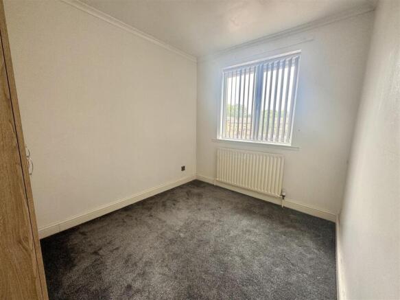 3 bed House to rent Image 7