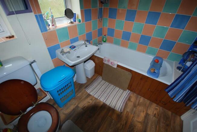 Photo 10