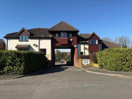 6, Kestrel House, Weydon Lane, Farnham GU9 8UY