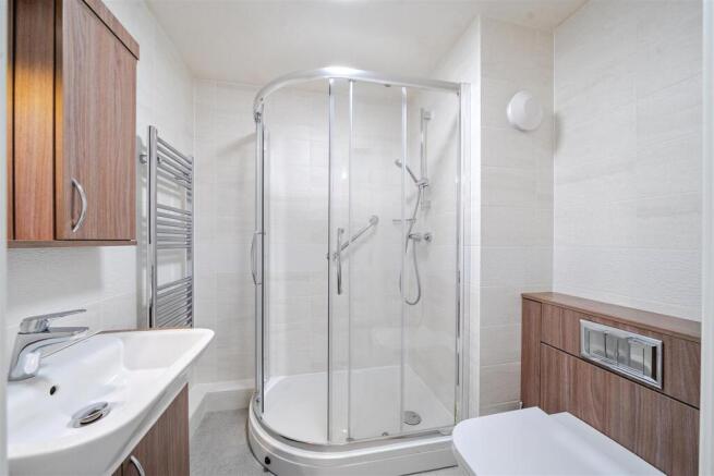 1 bed Retirement Property for sale Image 8