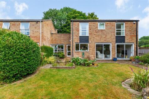 Manor Forstal, New Ash Green