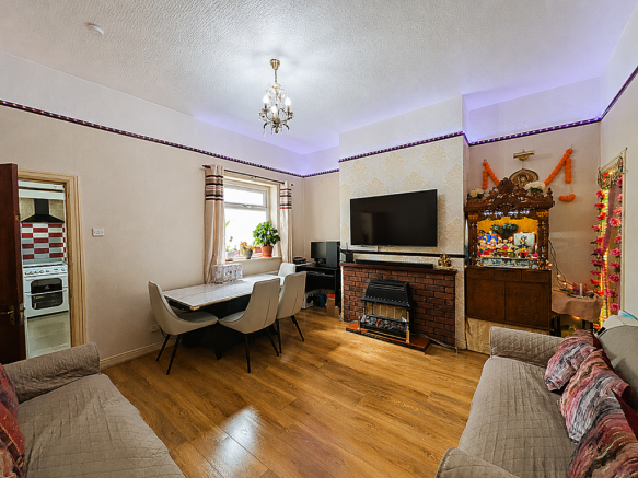 56 Spring Street, Oldham, OL4 2BD photo 4