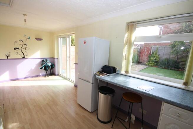 To Dining Area 