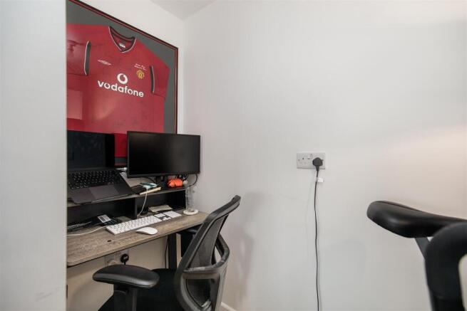 Cypress Point Grove, Dinnington, Newcastle Upon Tyne, NE13 photo 4