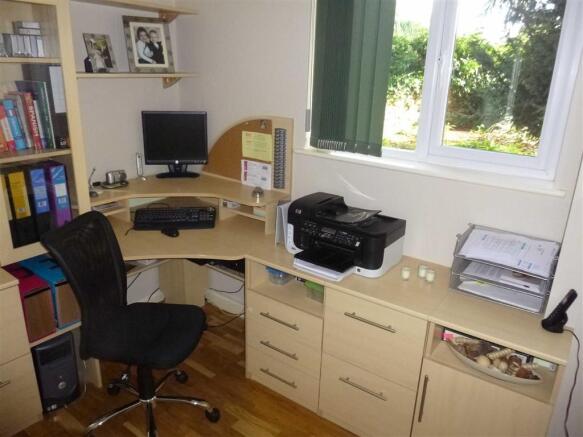 Photo 9