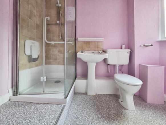 1 bed Flat for sale Image 6
