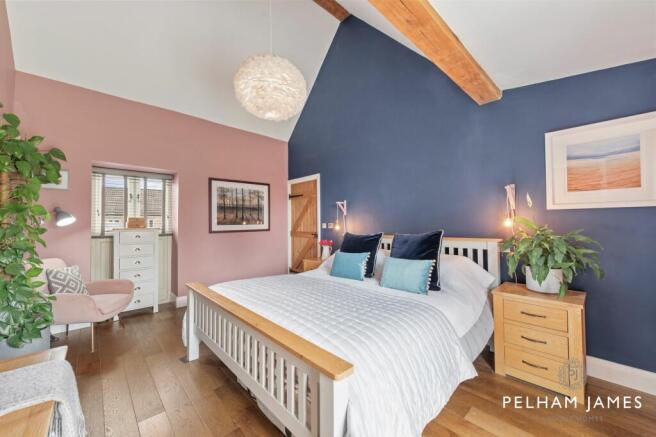 Principal Suite, The Barn, Upper Benefield