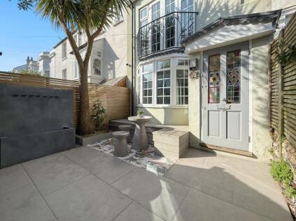 North Gardens, Brighton, BN1