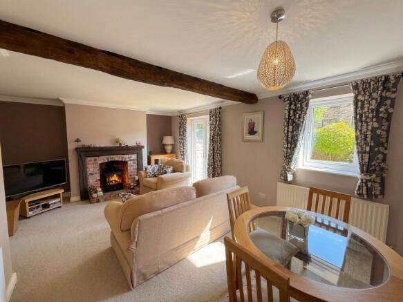 3 bed Terraced for sale Image 9