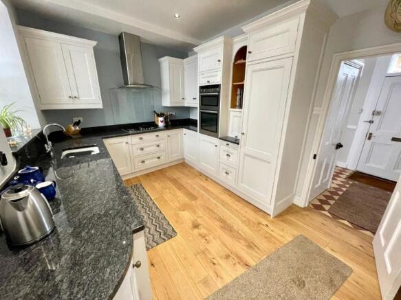 Kitchen.jpg