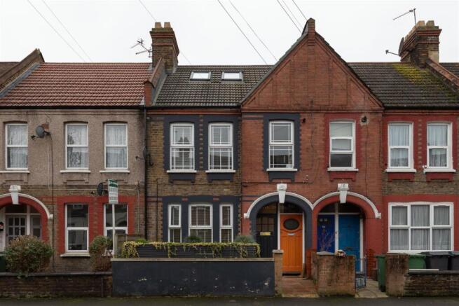 Kettlebaston Road, E10