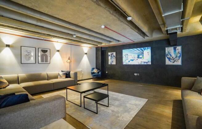 2 bed Flat for sale Image 8